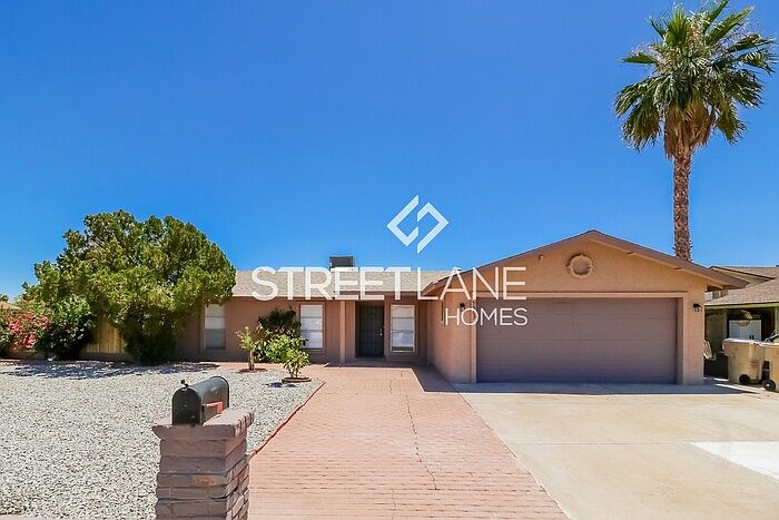 1st image of 5503 W Vogel Ave