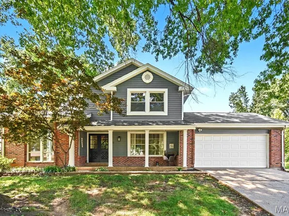 22 Normandy Dr, Lake Saint Louis, MO 63367