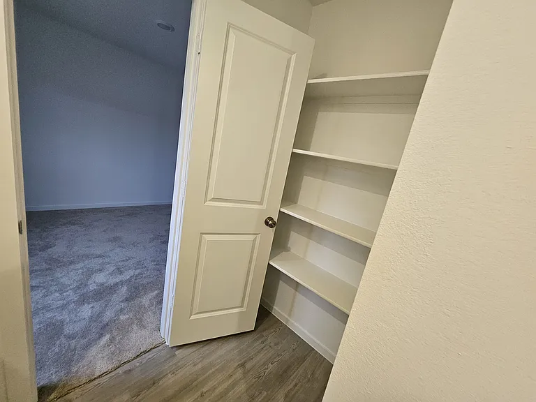 145 Jethro Ln — Photo 16