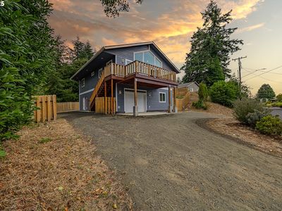 2547 Pony Creek Rd, North Bend, OR, 97459