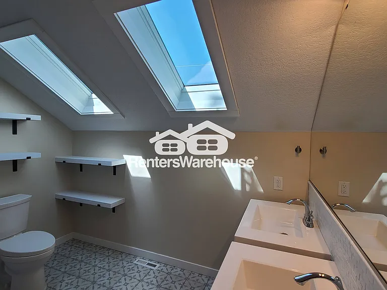 217 River St — Photo 13