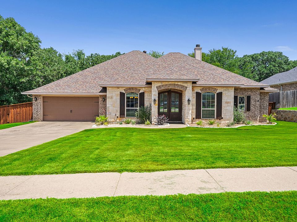 1st image of 508 Oak Forest Ct