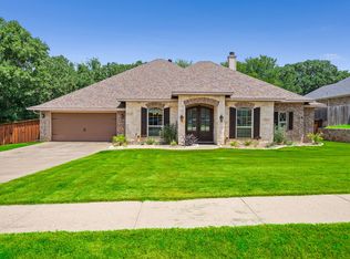 508 Oak Forest Ct, Kennedale, TX 76060