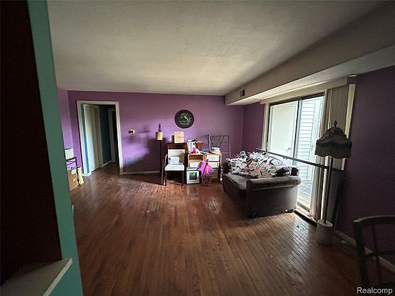 4th image of 30445 W Forteen Mile Rd APT 69