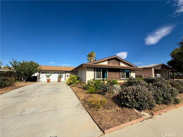 44148 Gingham Ave, Lancaster, CA 93535