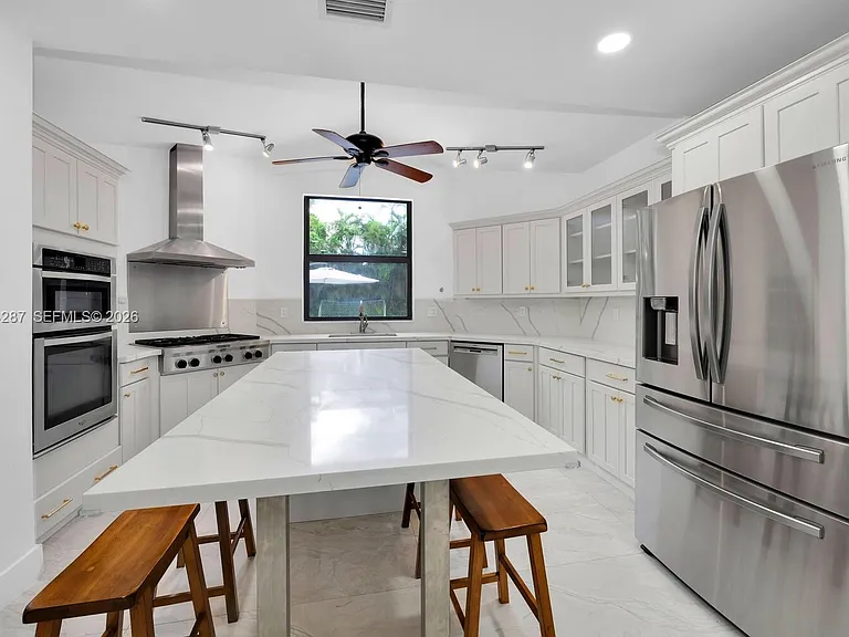 6860 SW 99th Ter — Photo 14
