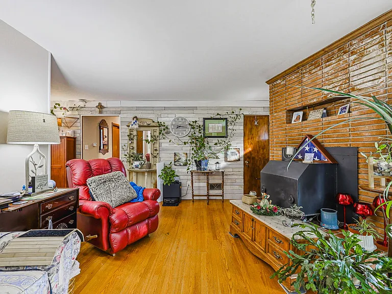 MAIN LEVEL: Living Room with Coat Closet, Fireplace Insert (Dining Room to left)