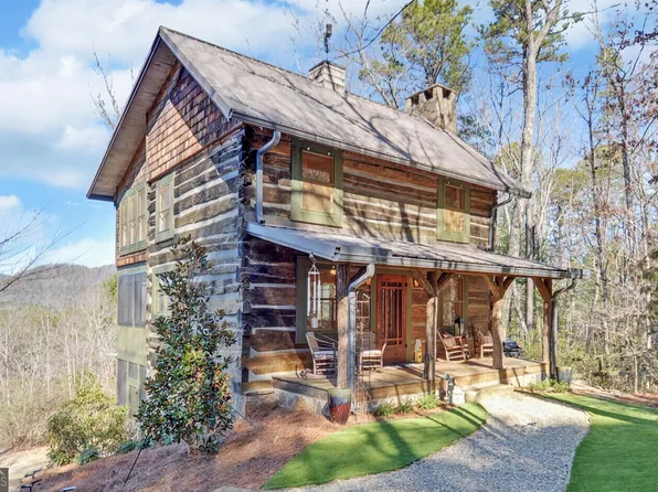 2323 Shady Ln, Lakemont, GA 30552