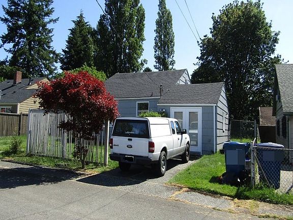 2nd image of 17046 35th Ave S
