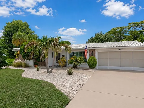 3602 Joyce Dr, Bradenton, FL 34208