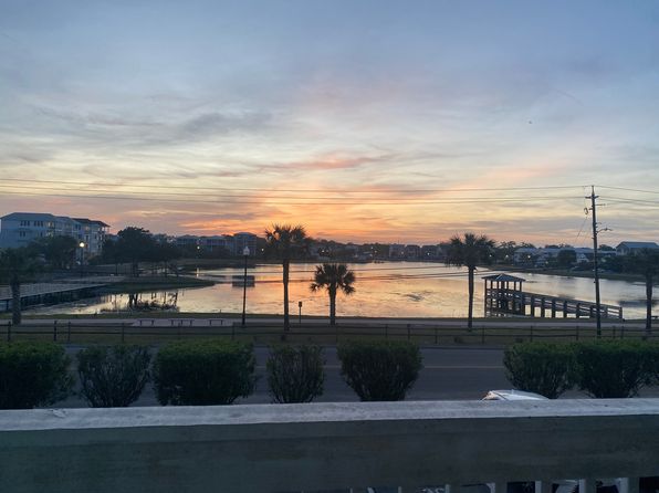 600 Carolina Beach Ave S APT 1C