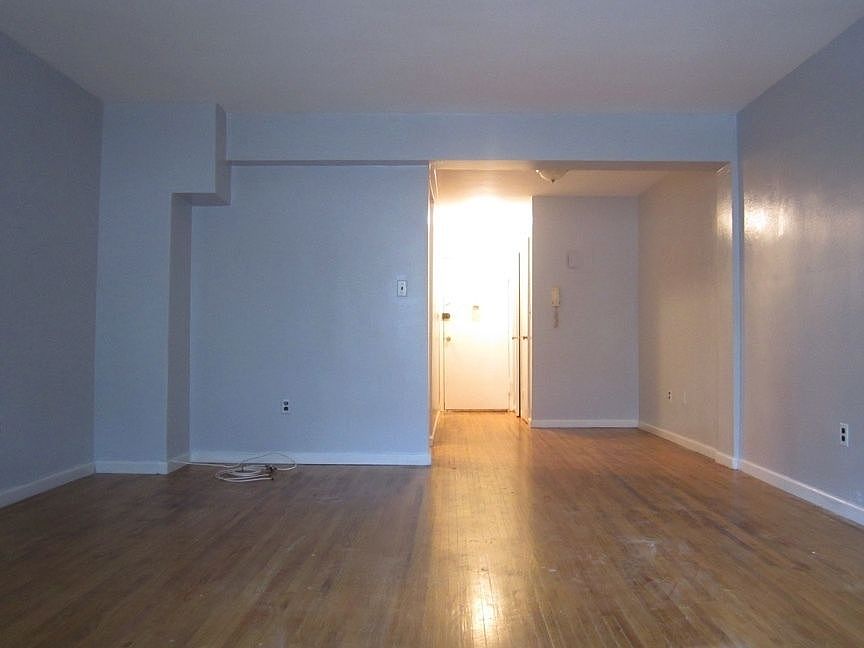 2nd image of 2265 Olinville Ave APT C
