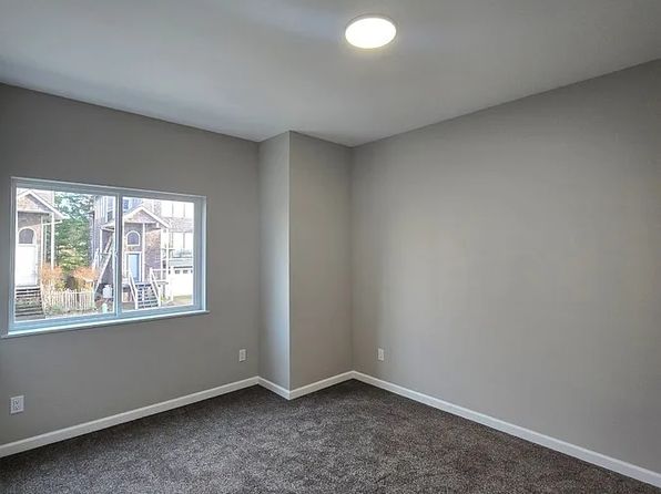 120 Reeder St