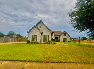 9427 Barkley Hall Dr, Collierville, TN 38017