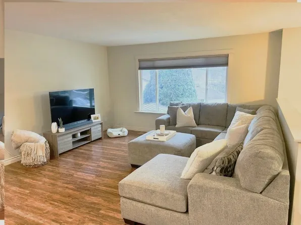 1718 Grandview Ave, Lumby, BC V0E 2G1