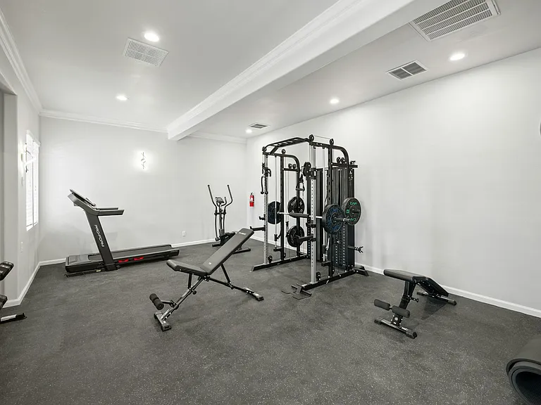 928 Ferry Rd #101 — Photo 14
