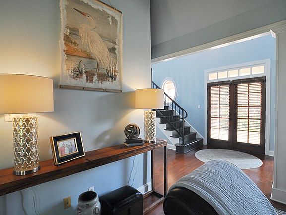 3rd image of 2482 Greenwich Park Cir