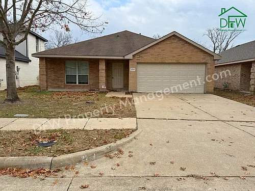 2224 Hummingbird Way Photo 1