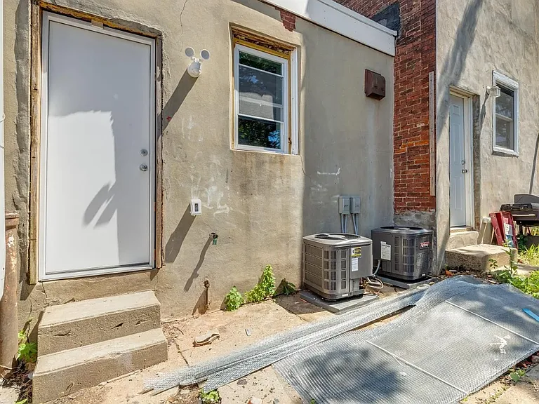 410 Diamond St. — Photo 15
