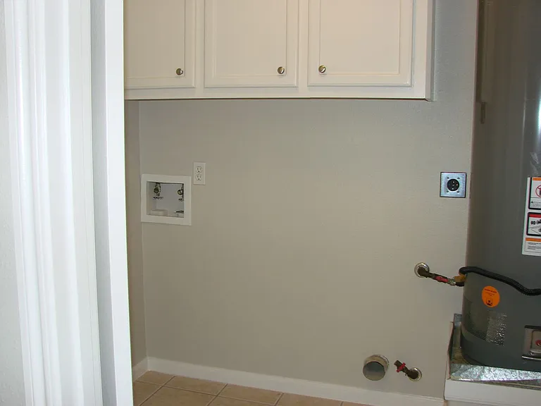815 Cravens St #B — Photo 56