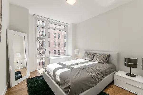 Rented by Bond New York | media 10