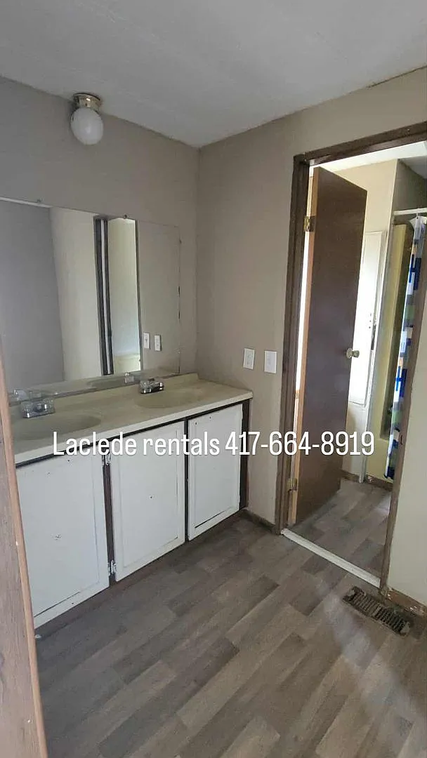 215 North Olive — Photo 4