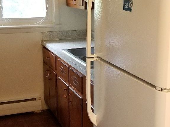 5th image of 1267 Westcliff Ct