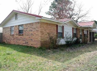 74 Nottingham Ln, Fyffe, AL 35971