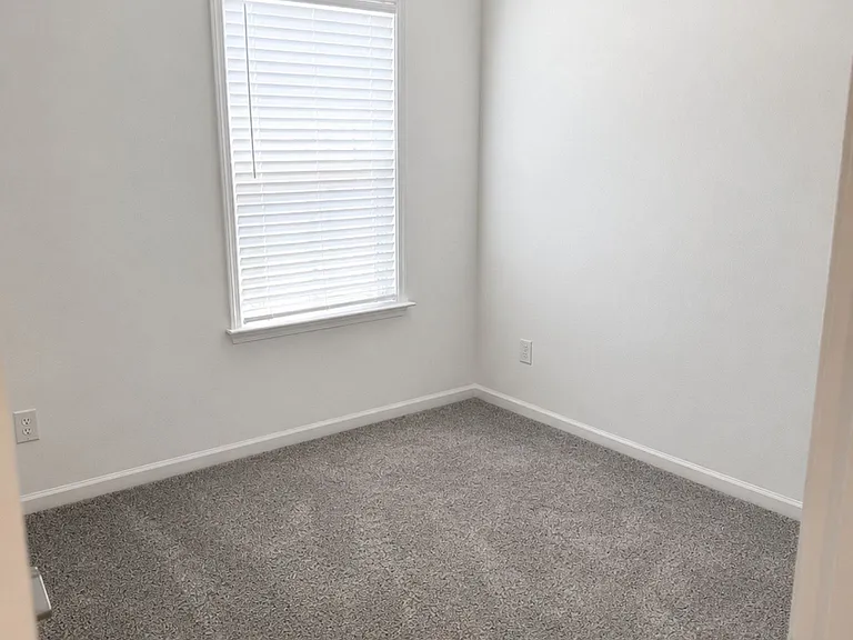 5029 Westmead Ln — Photo 16