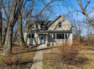 19824 Bixby Ave, Faribault, MN 55021