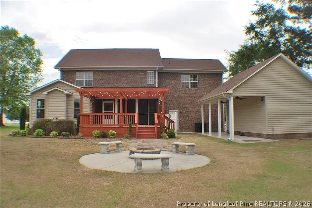 4 bed, 3.0 bath, 2623 sqft, $2,450 — Photo 4