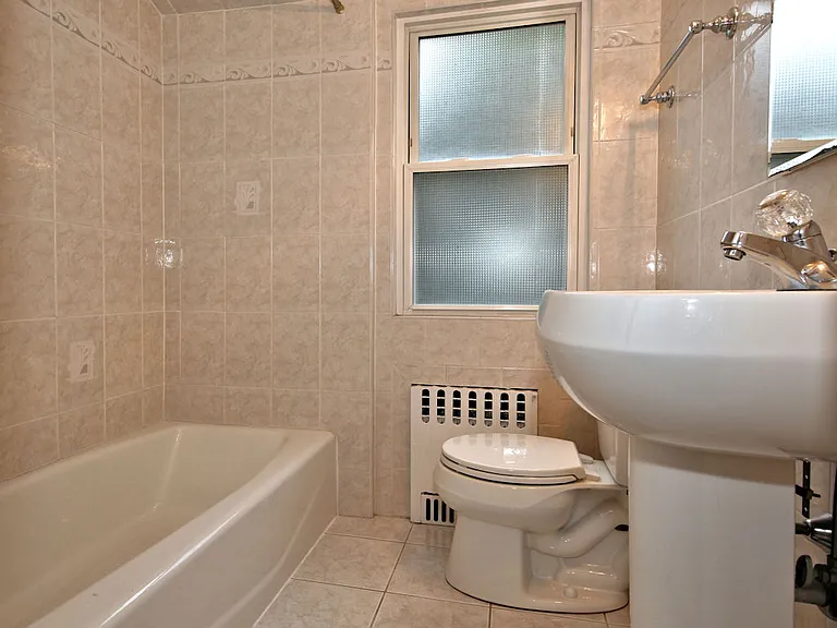 218 Lincoln Ave #2 — Photo 7