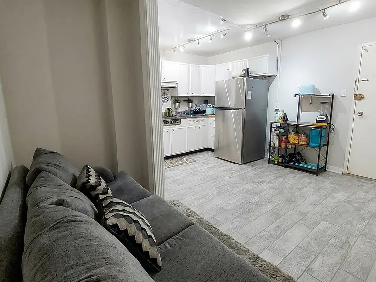 2401 H St NW #306 — Photo 3
