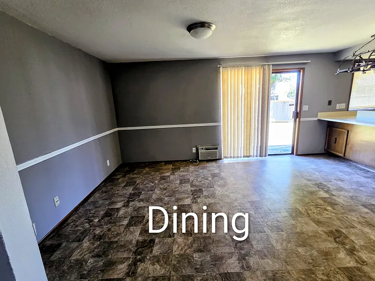 1887 Crescent Ave — Photo 9