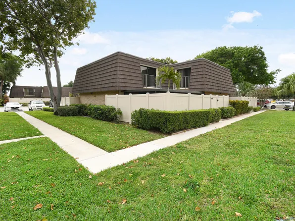 7001 70th Way, West Palm Beach, FL 33407