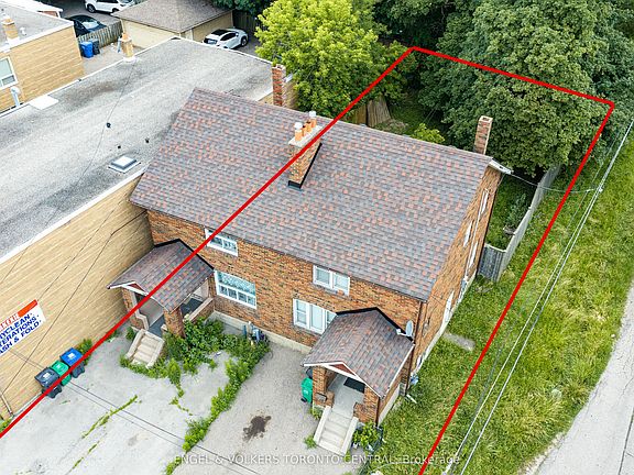 2nd image of 1199 & 1201 Lakeshore Rd E