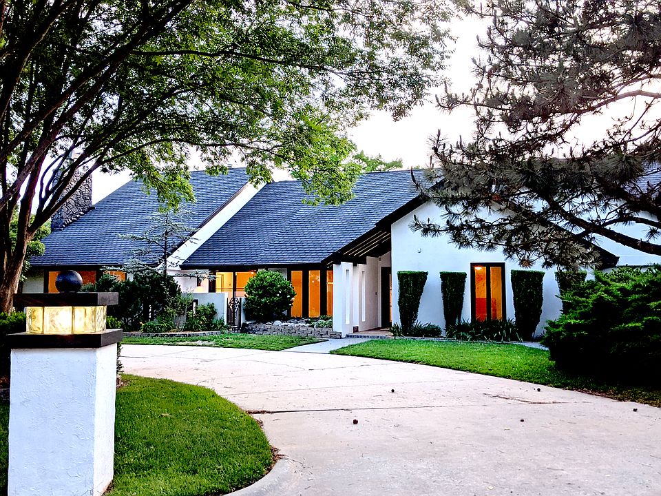 1st image of 12901 River Oaks Dr