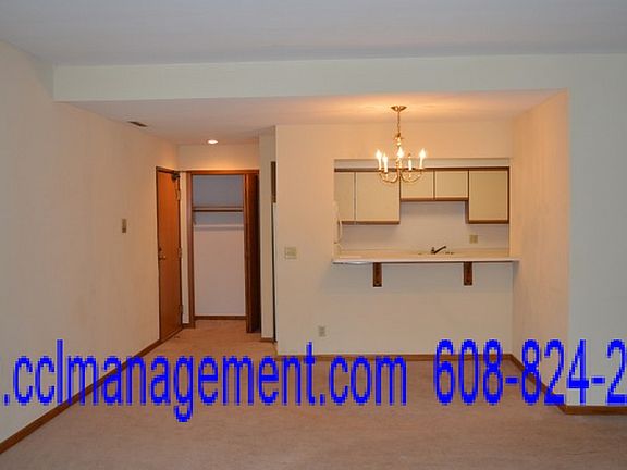3rd image of 2221 Luann Ln APT 4