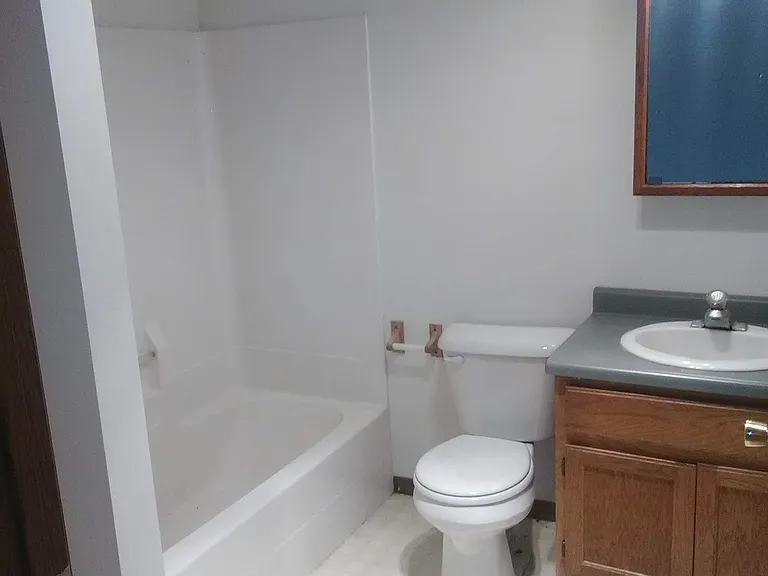 402 Timberlane Dr #1 — Photo 7