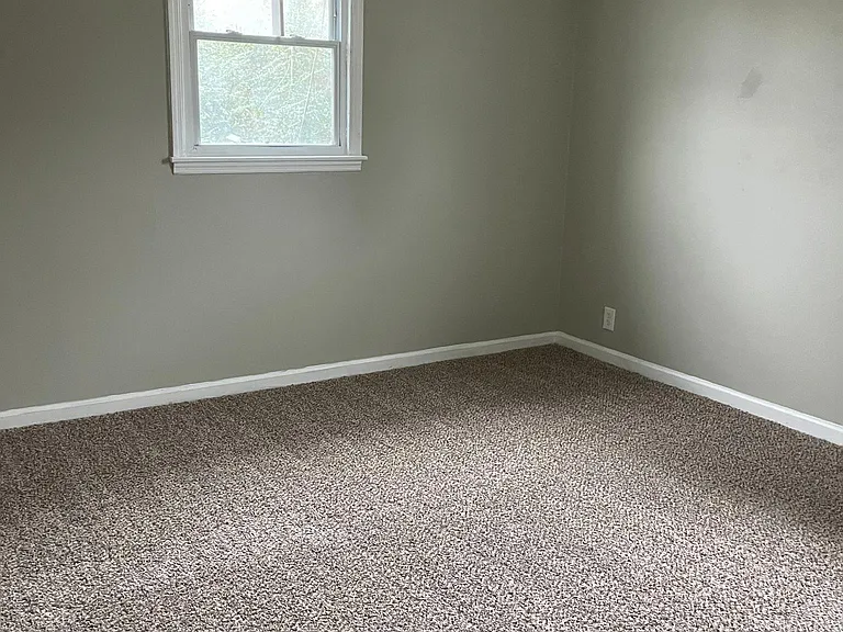3534 Albee Dr — Photo 2