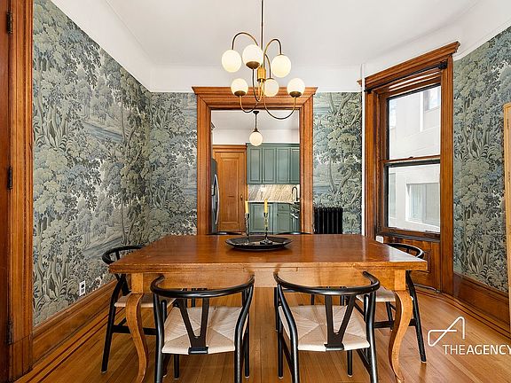 4th image of 953 President St APT 3