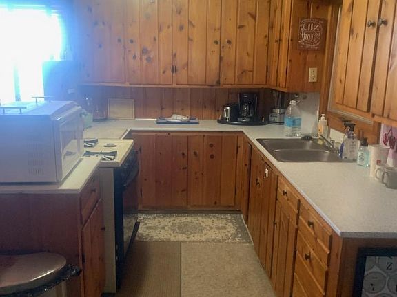 5th image of 3282 W Sand Lake Ln