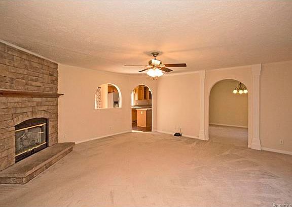 Living Room to Dining Room 