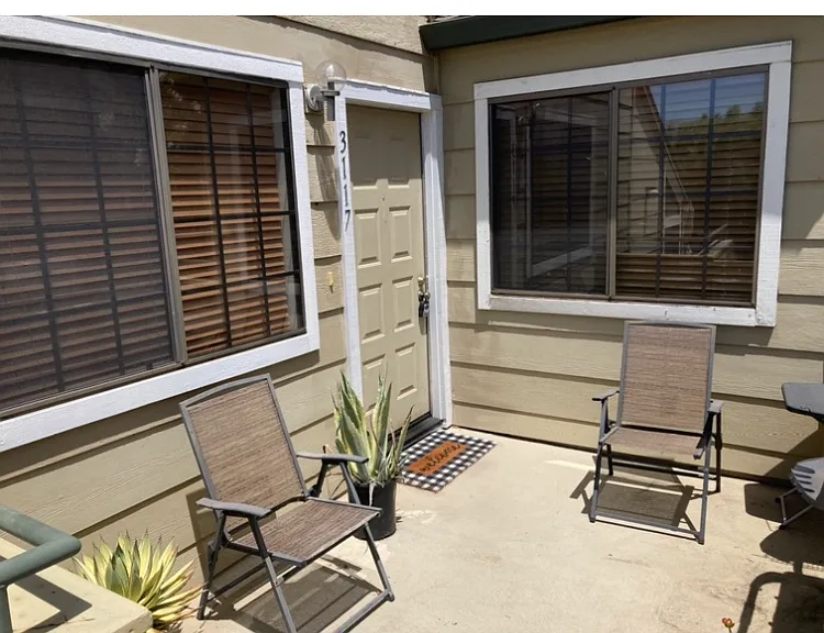 Heather Ridge Dr — Photo 1