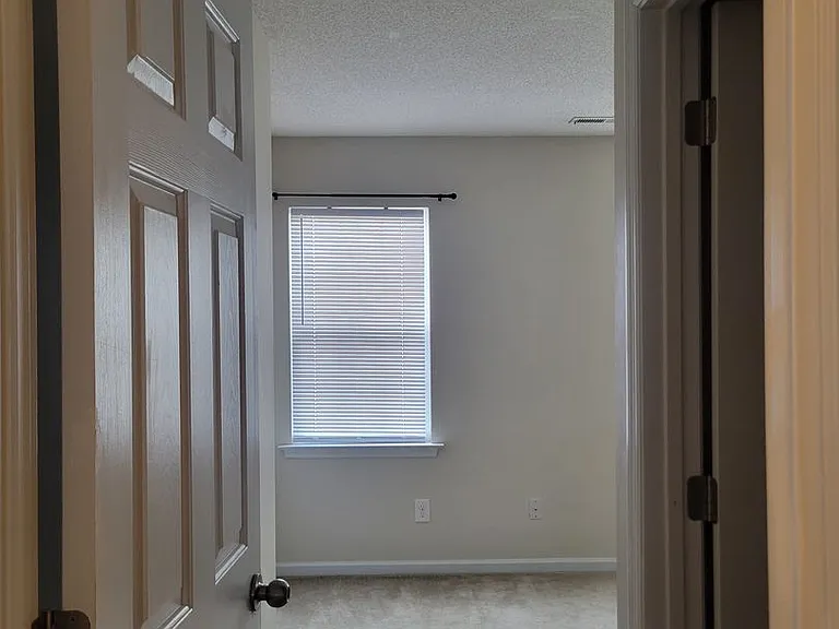 1002 Ornate Dr — Photo 44