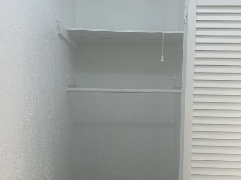 430 S Washington St — Photo 7