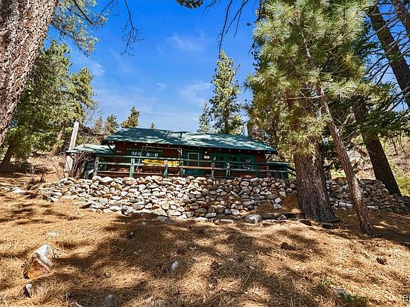 2nd image of 320 Big Bear Trl
