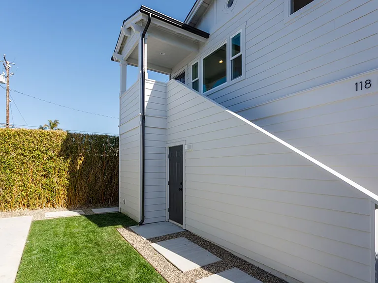 118 Magnolia St — Photo 11