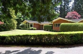 1st image of 15915 SE Newport Way