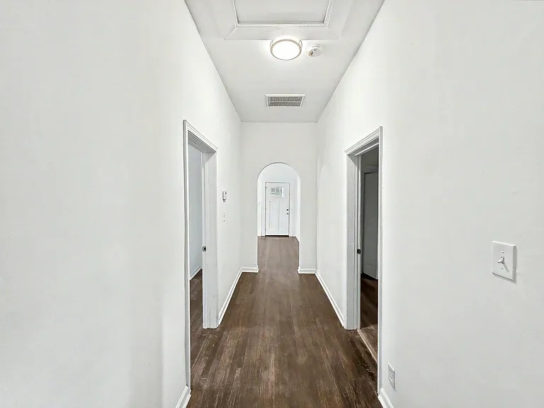 1272 Allene Ave SW — Photo 5